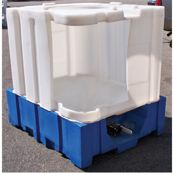 275 Gallon Poly Tote, All Plastic IBC, 275 Gallon IBC, 275 Gallon Intermediate Bulk Container, All Plastic Durable Bulk Container, All Plastic Tote, Chemical Tank, Iron Oxide Tank, Roto Molded Tank, Rotational Molding, Rotationally Molded Tank, All Plastic IBC, Blue and White IBC, Rotational Molded Product