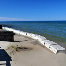 Sandsaver modules retaining sand on a Lake Michigan Beach